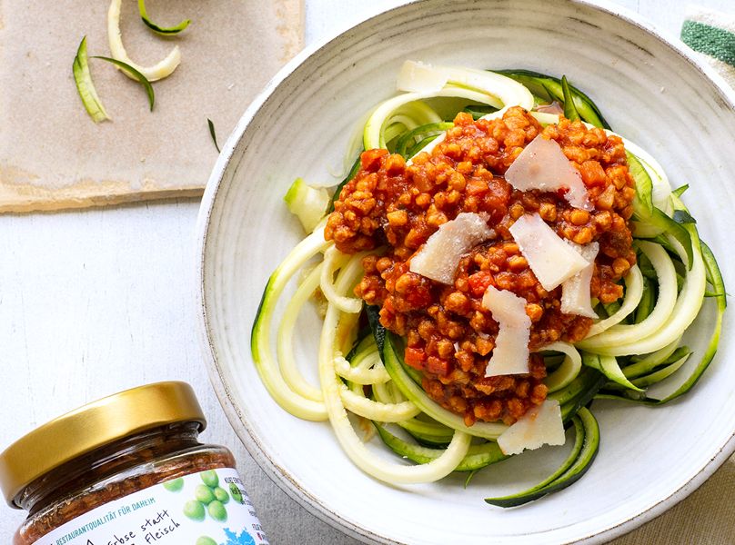 Zoodles mit veganer Bio-Bolognese